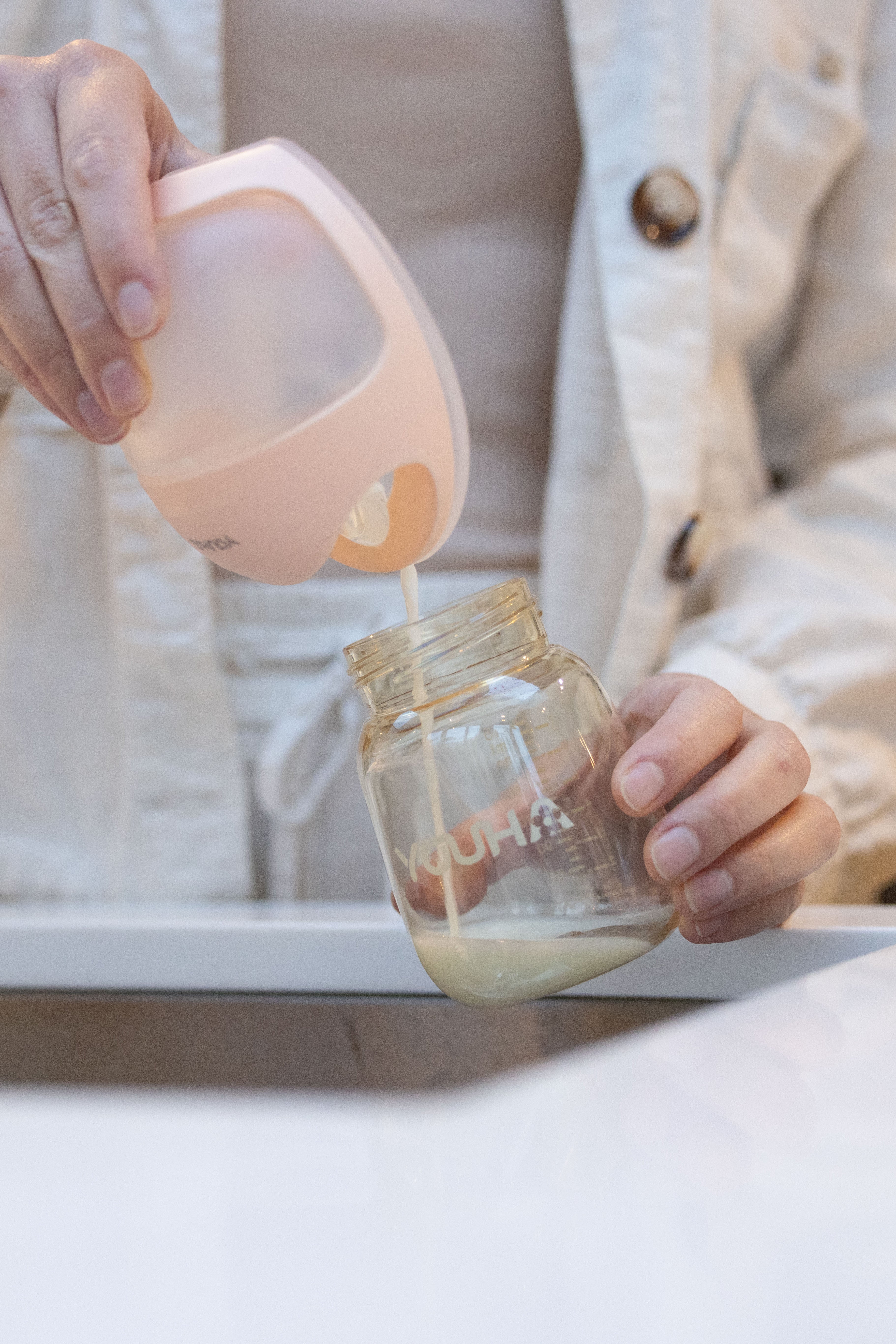 Youha wearable silicone breast milk collector