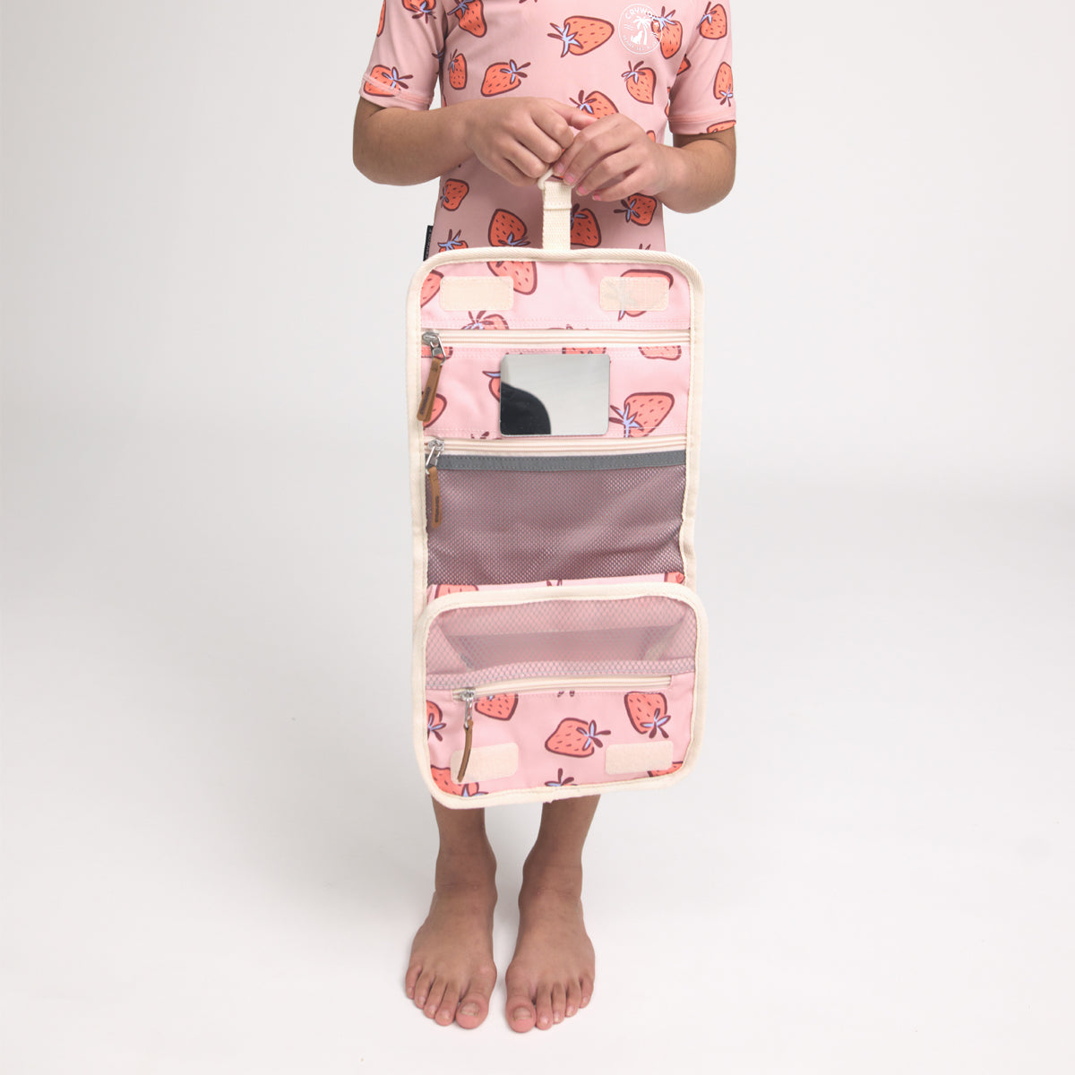 crywolf toiletry bag