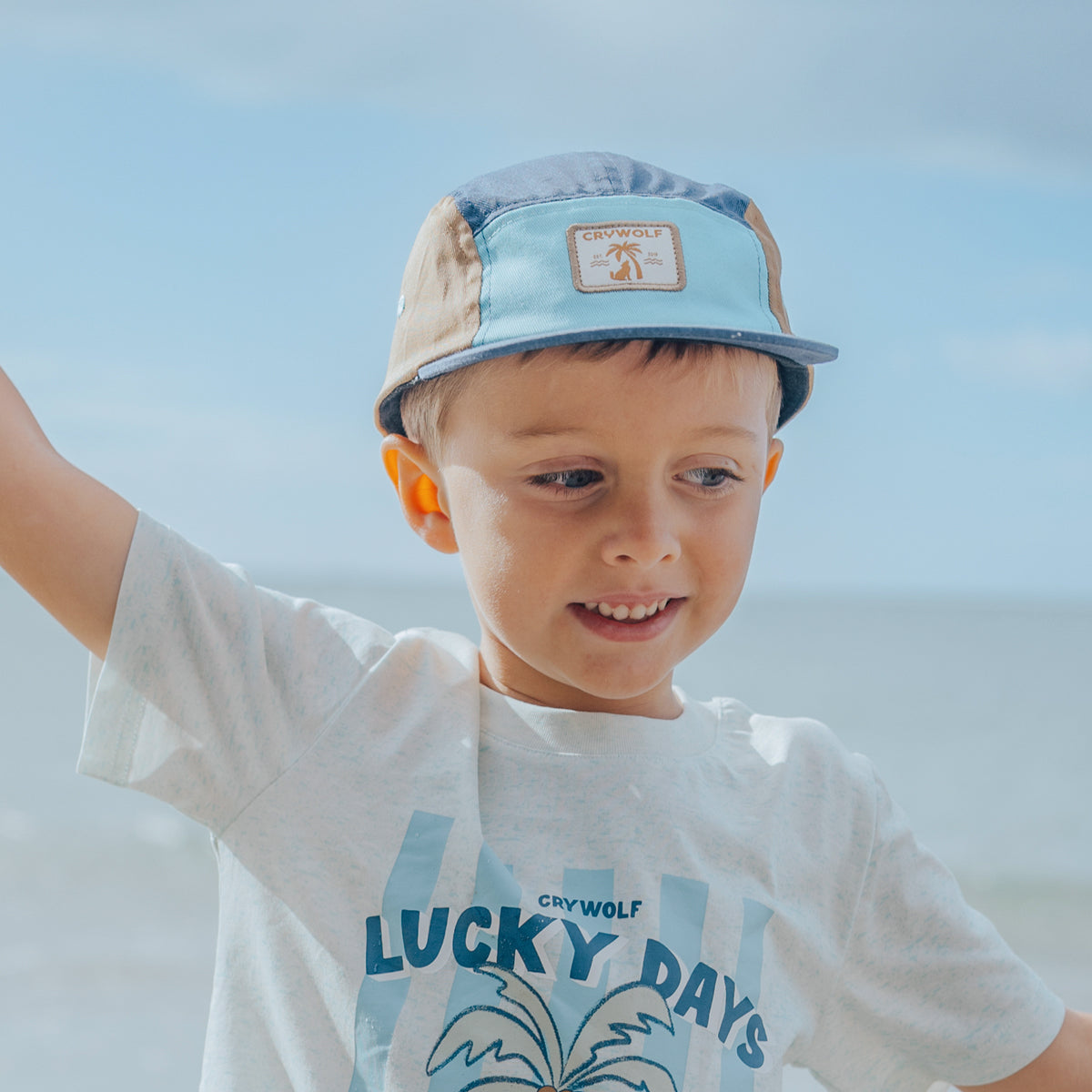 Crywolf navy colourblock