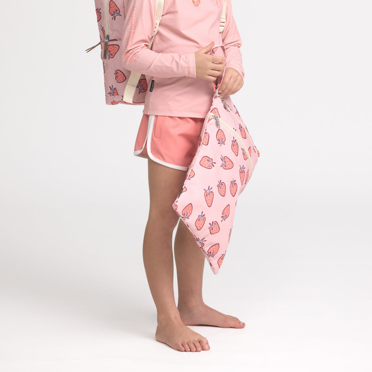 Crywolf wet bag strawberry splash