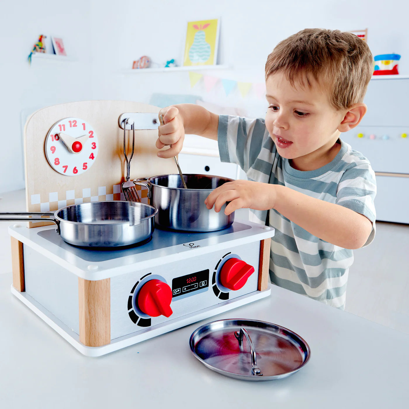 Hape 2 in 1 kitchen grill set