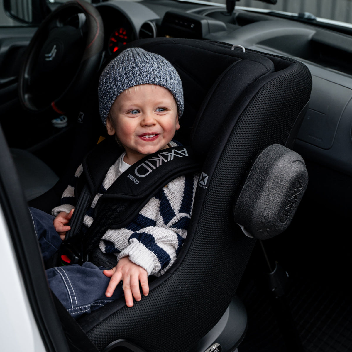axkid minikid core car seat