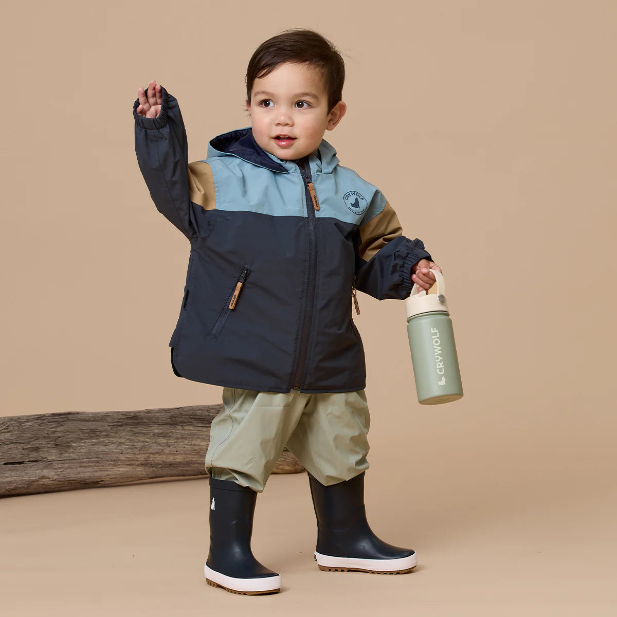 crywolf drink bottle blush