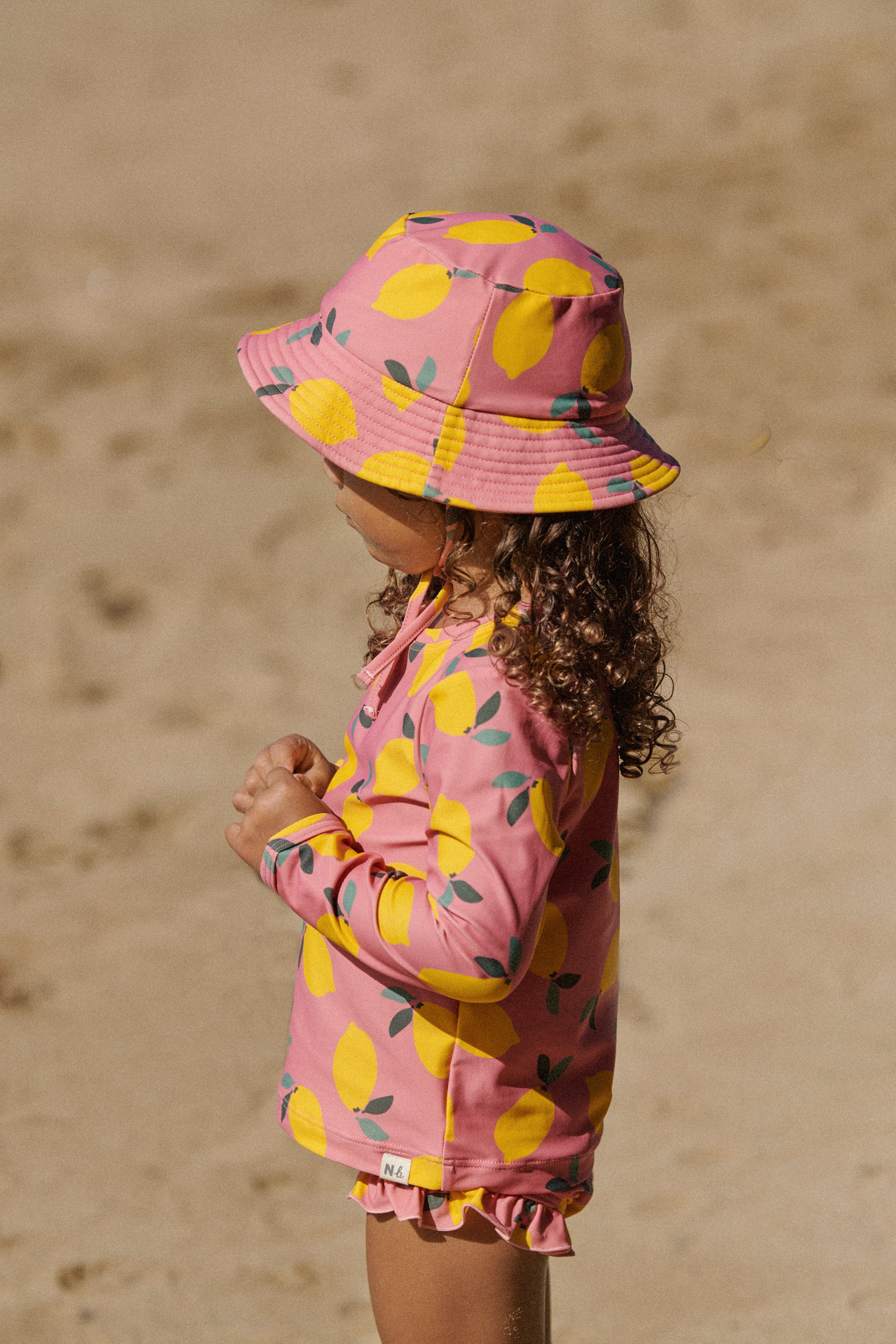 Lemmony rose splash hat