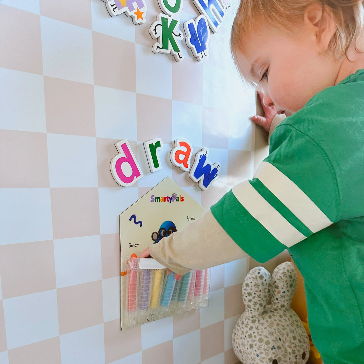 Drawing with Smartypals dustless chalk crayons