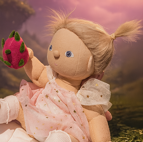 Dream Dinkum Doll Fairy Willow at play