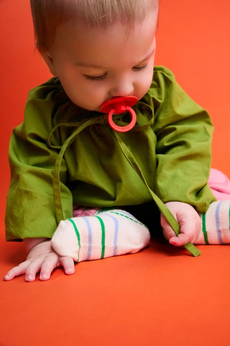 bibs round colour glow pacifiers in baby pink and tango