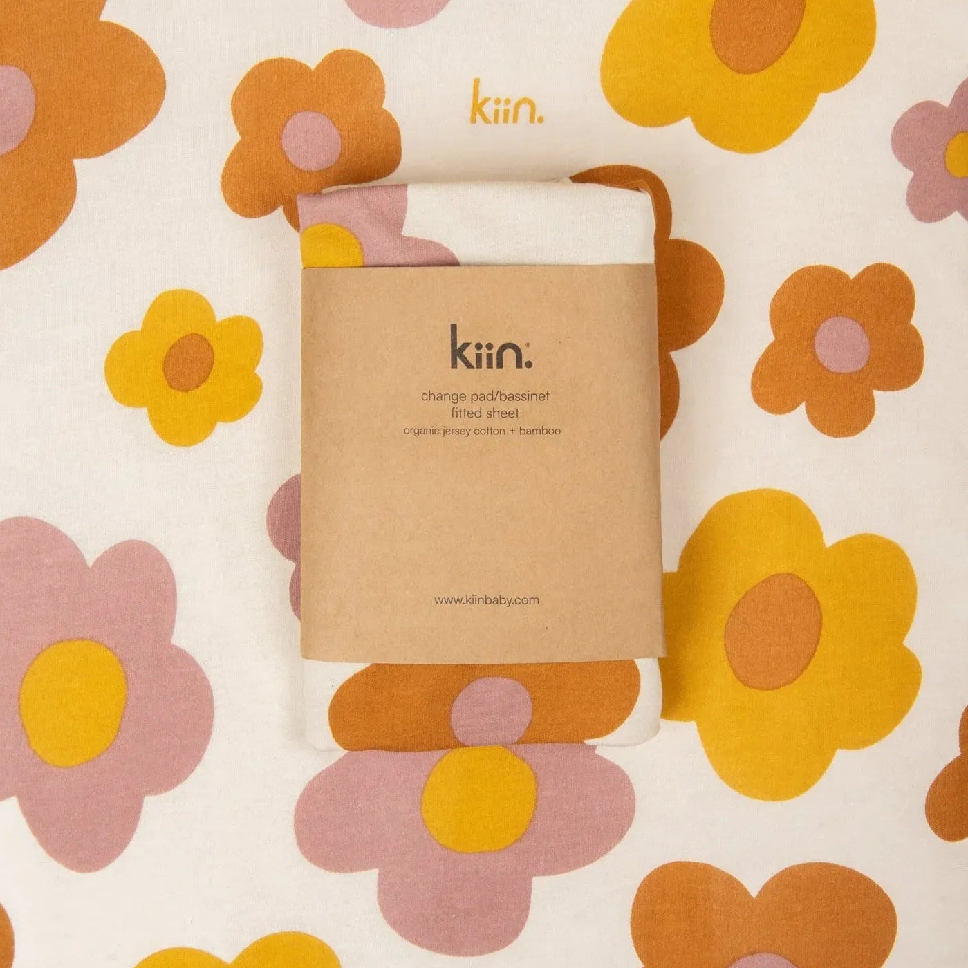 Kiin Bloom Bassinet Sheet