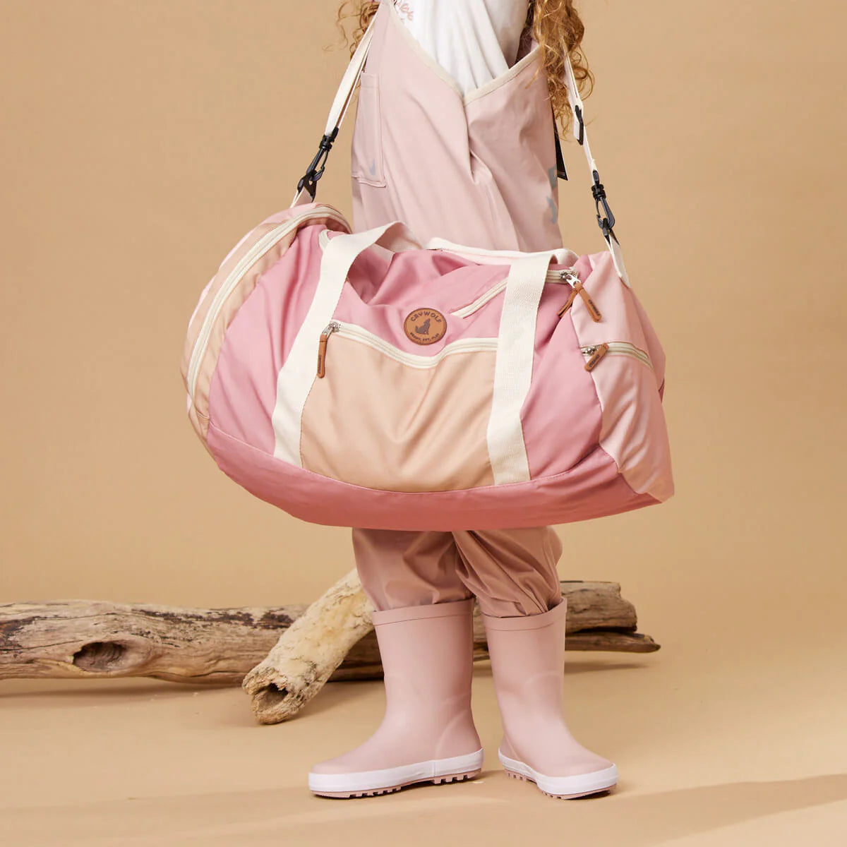 crywolf packable duffel blush colourblock