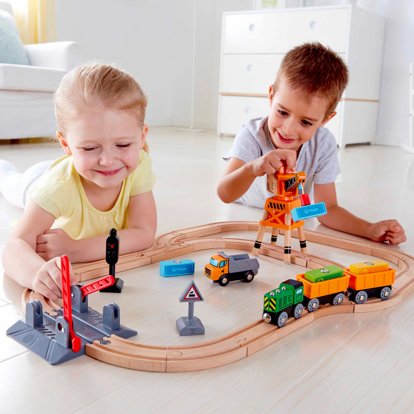 Hape Crossing and Crane Set