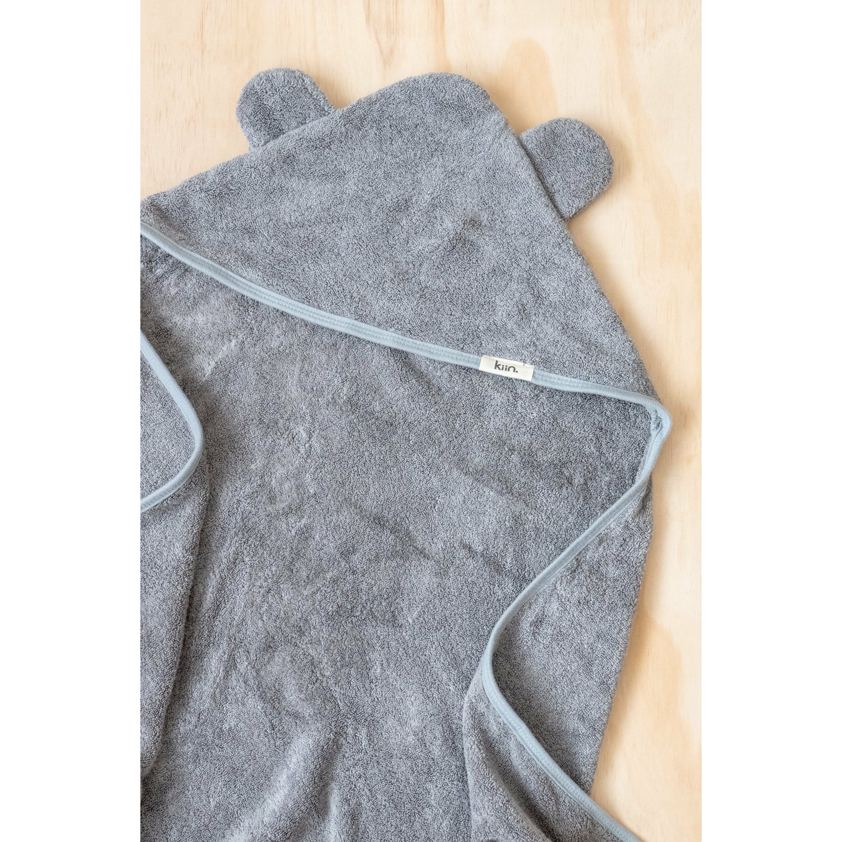 Kiin Hooded Towel