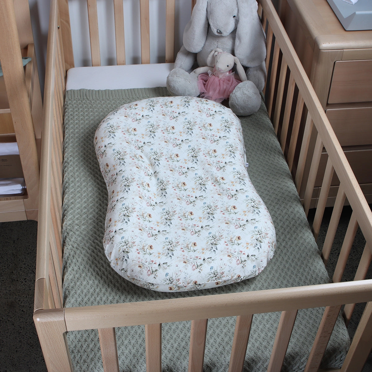 Little Bee lounger cover floral