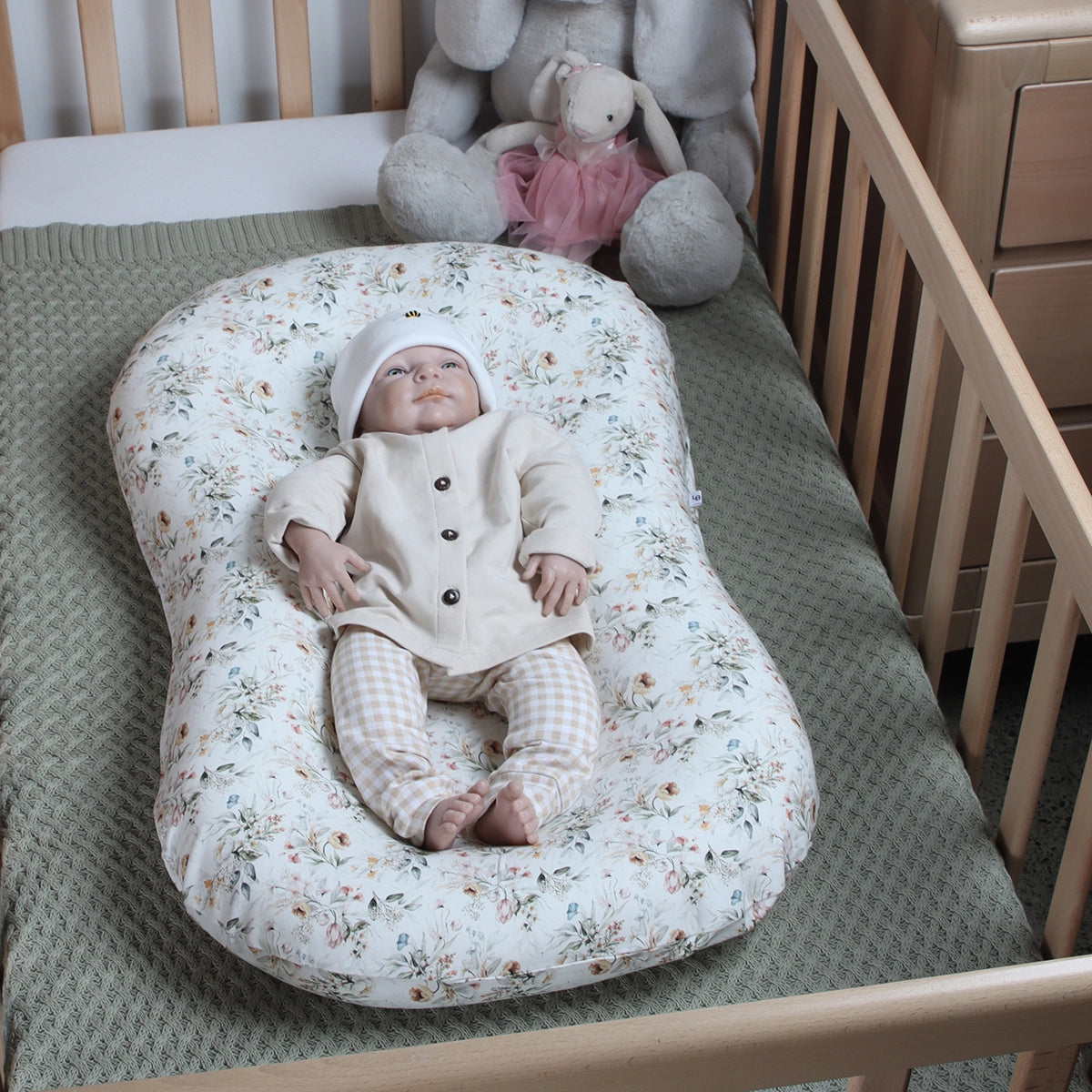 Little Bee lounger cover floral