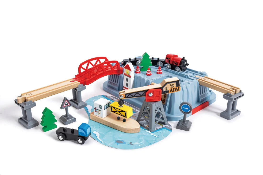 Hape Harbour Bucket Builder Set