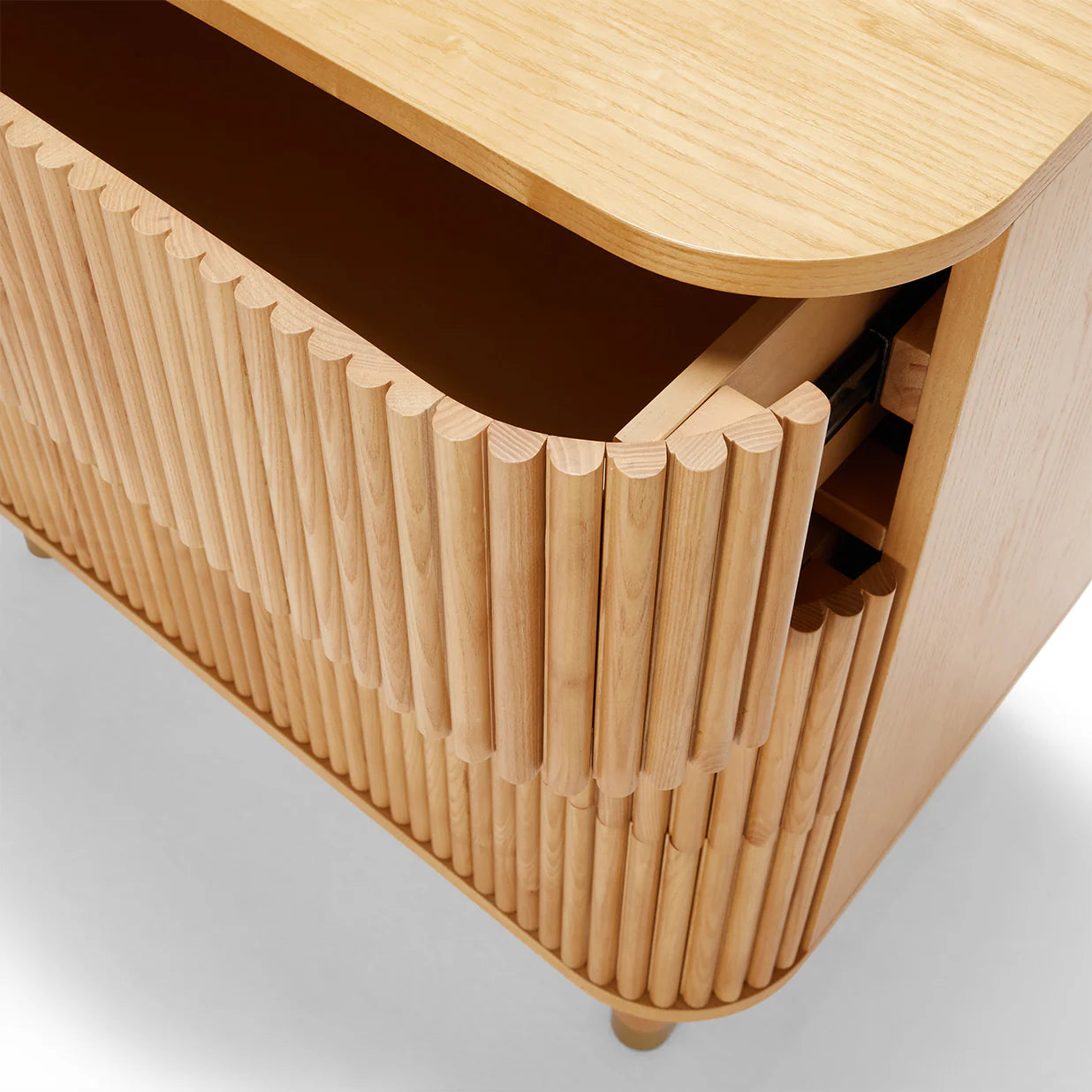 Babyrest Juno Chest
