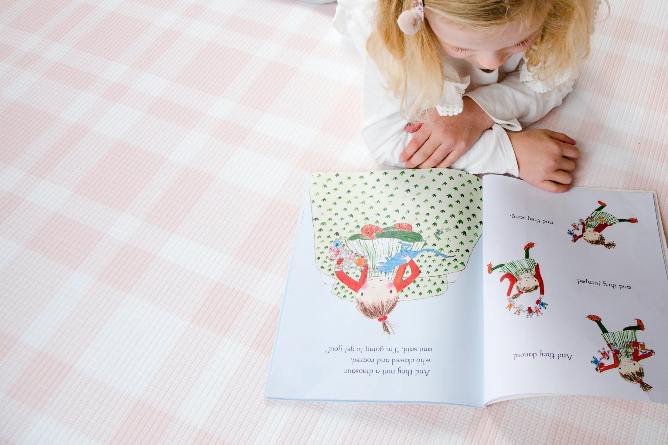 Little Finch Play Mat