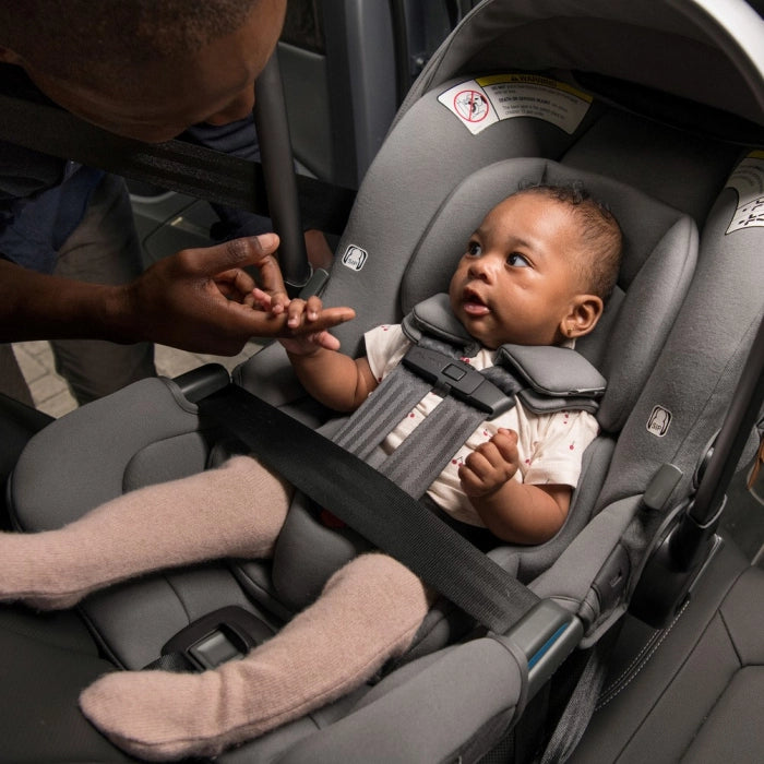 Nuna Pipa Rx Capsule & Base