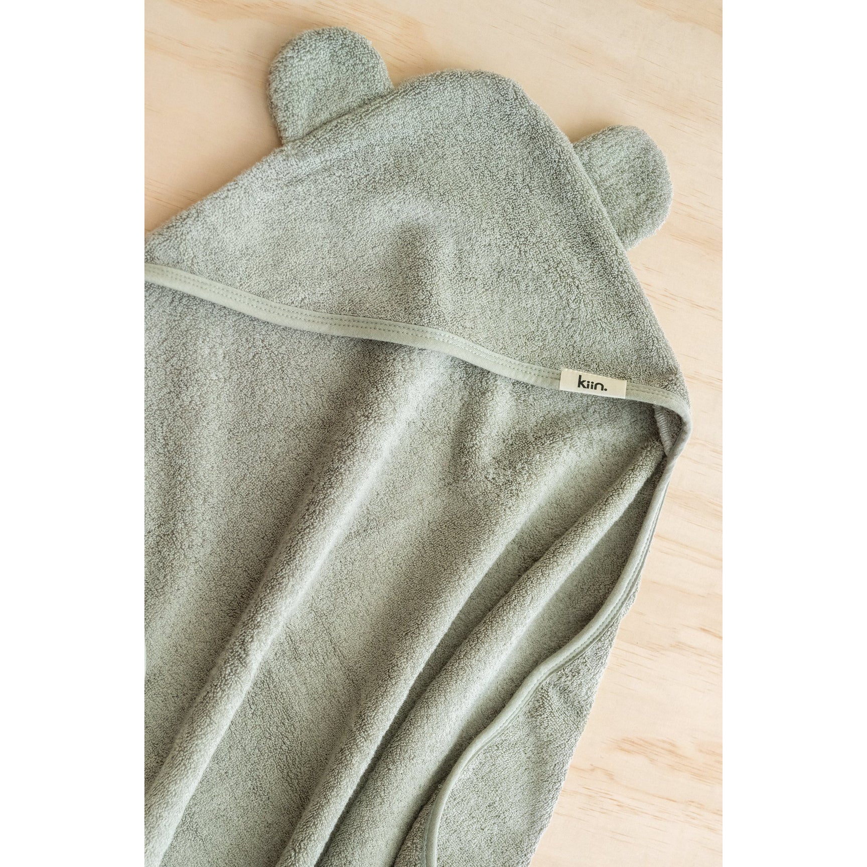 Kiin Hooded Towel