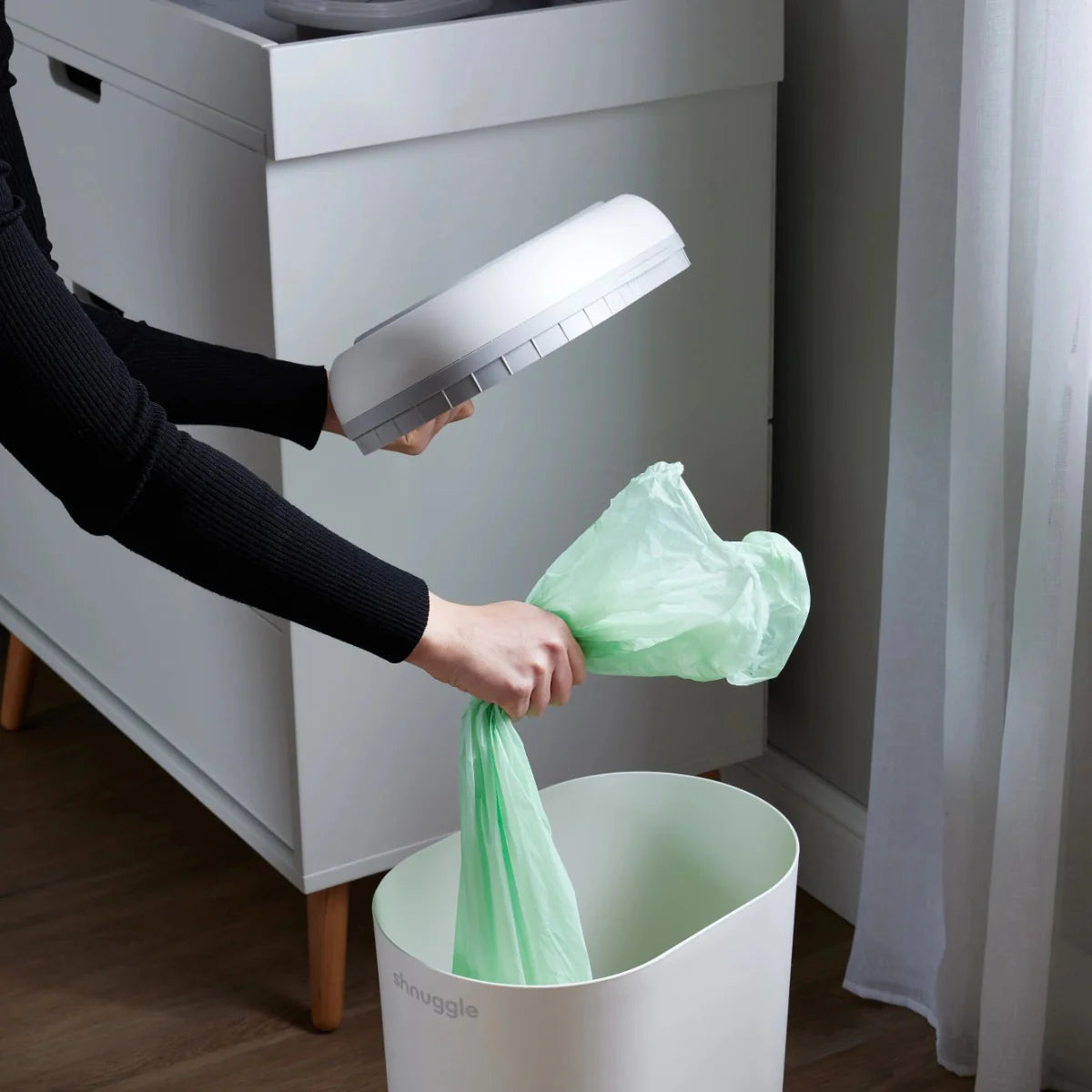 Shnuggle better bin liners