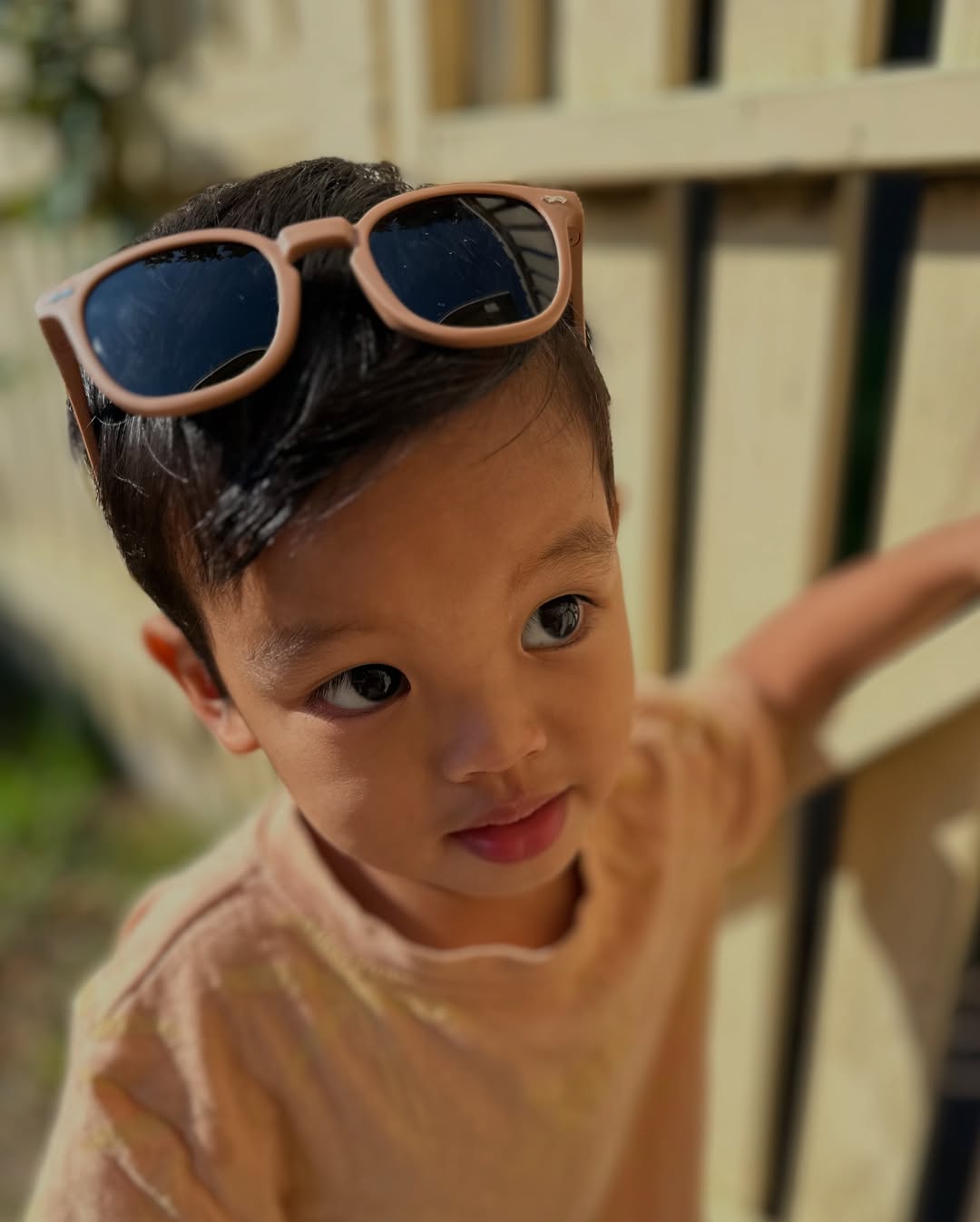 Bukibaby club shades