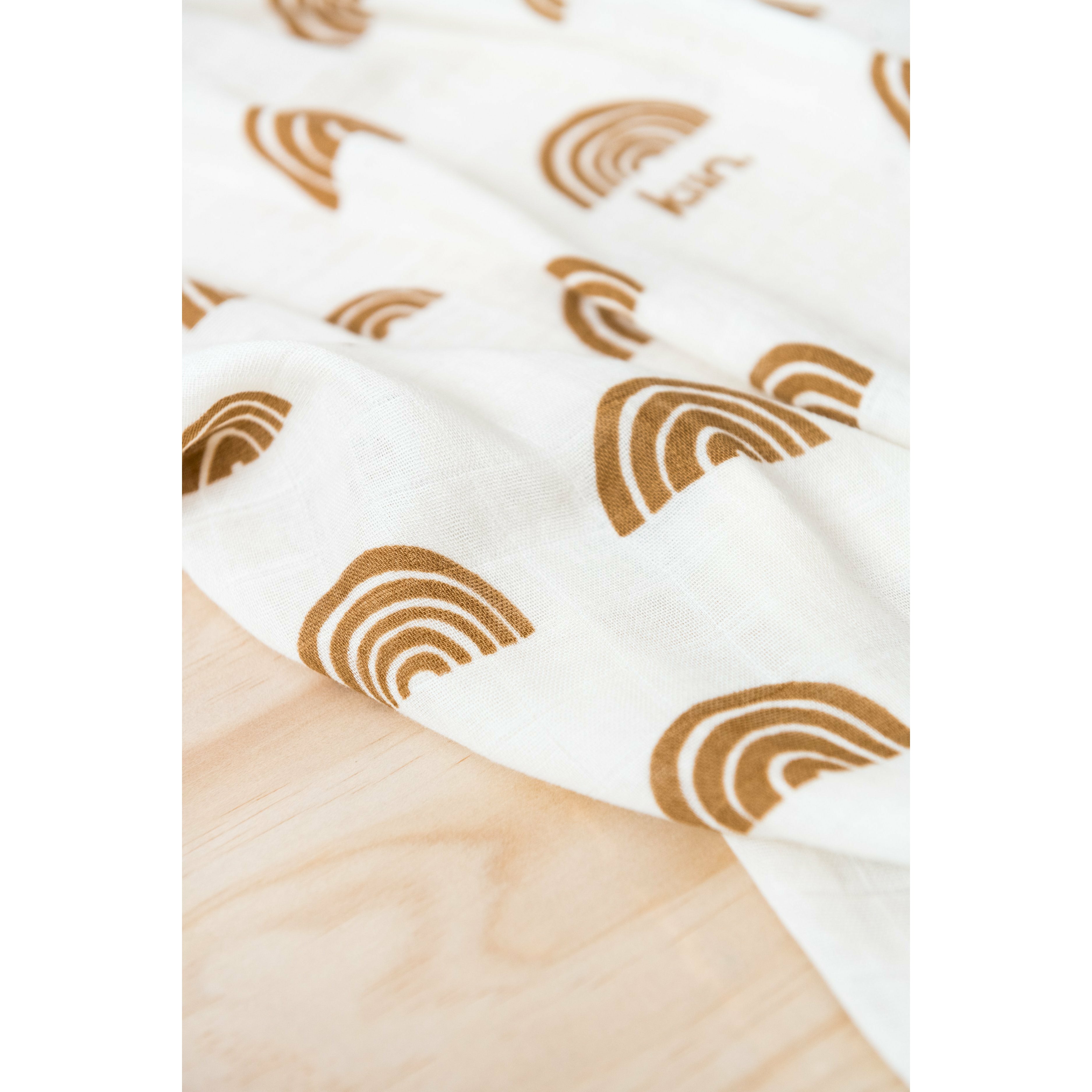 Kiin Organic Rainbow Swaddle