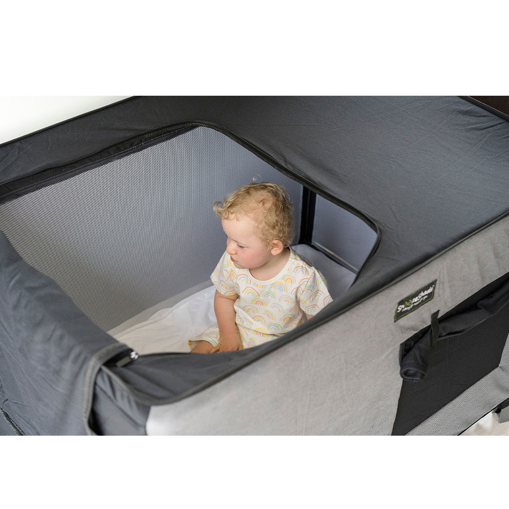 snoozeshade portacot travel cot black out cover