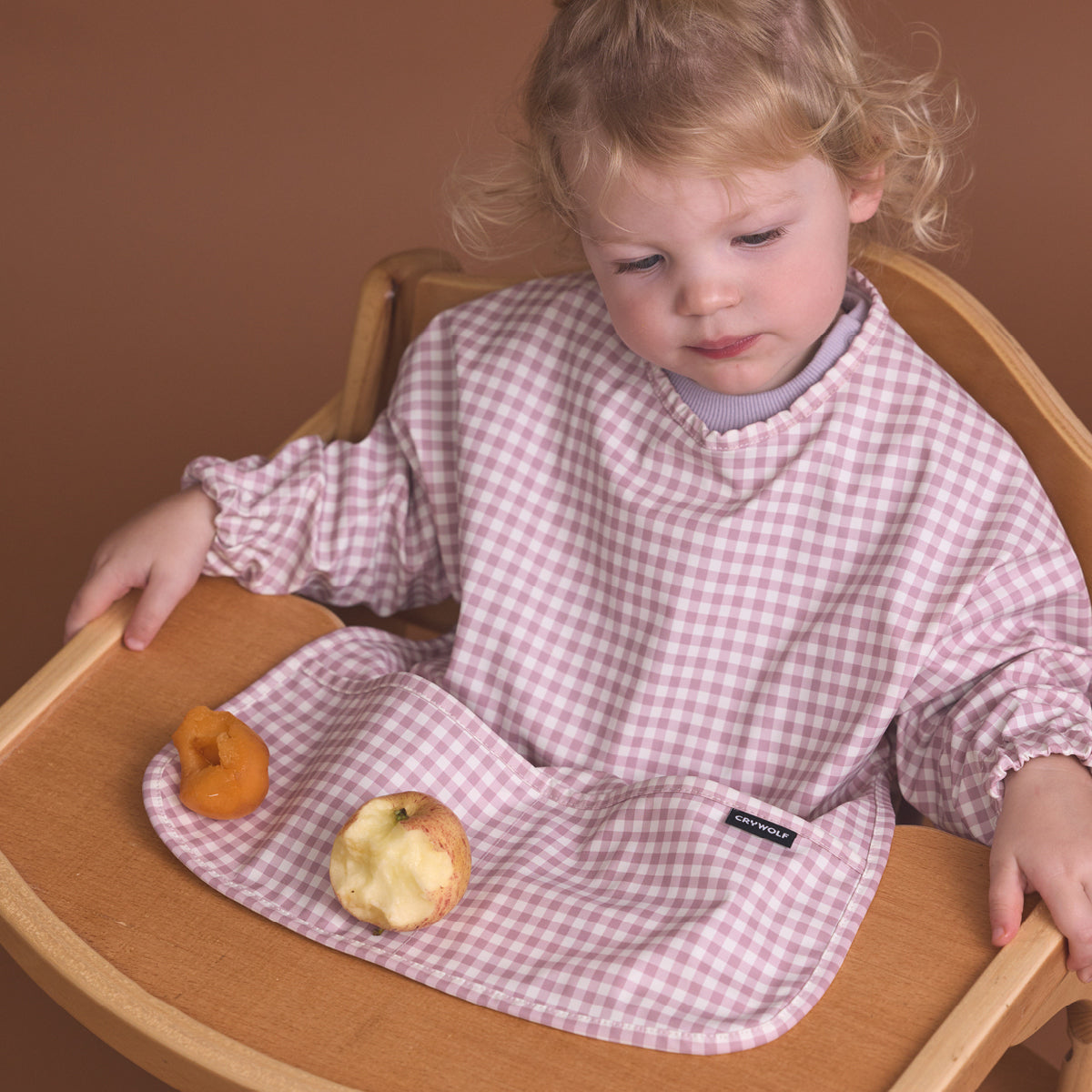 crywolf apron gingham