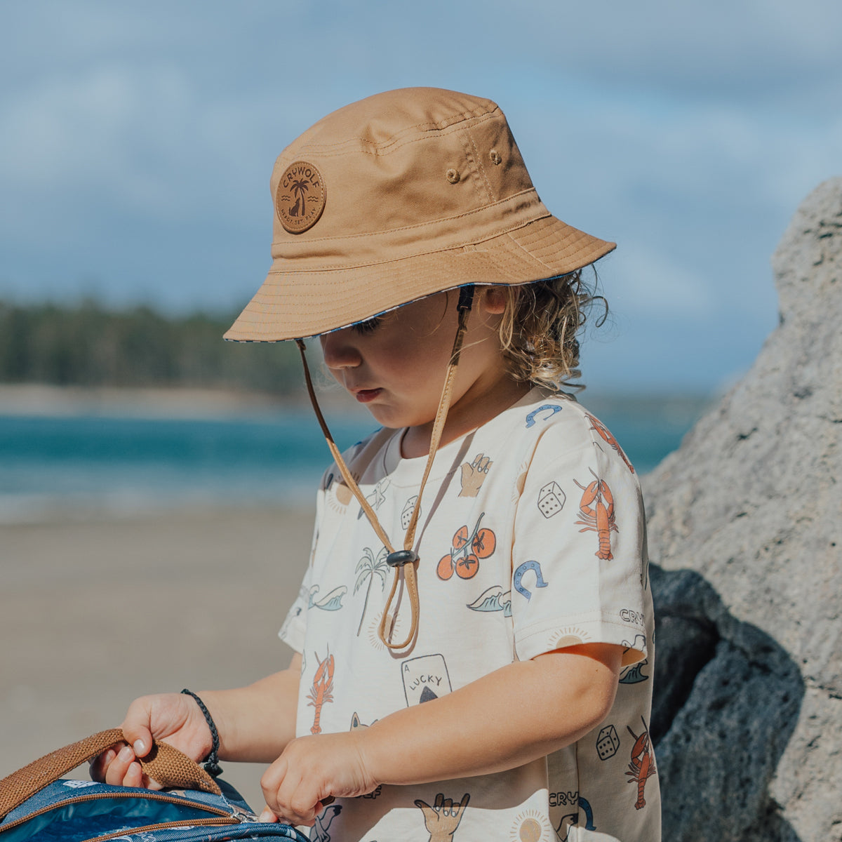 reversible bucket hat