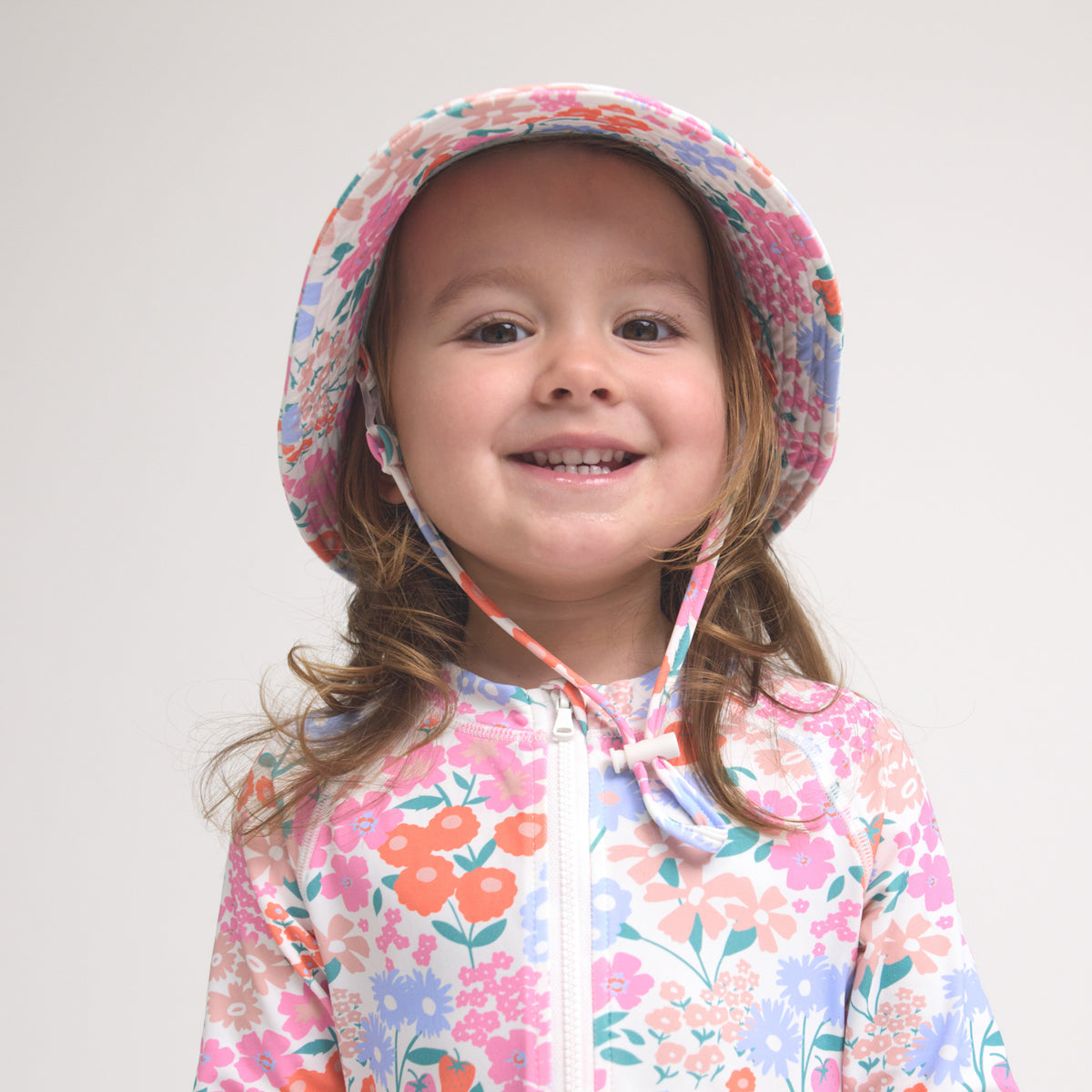 crywolf swim bucket hat