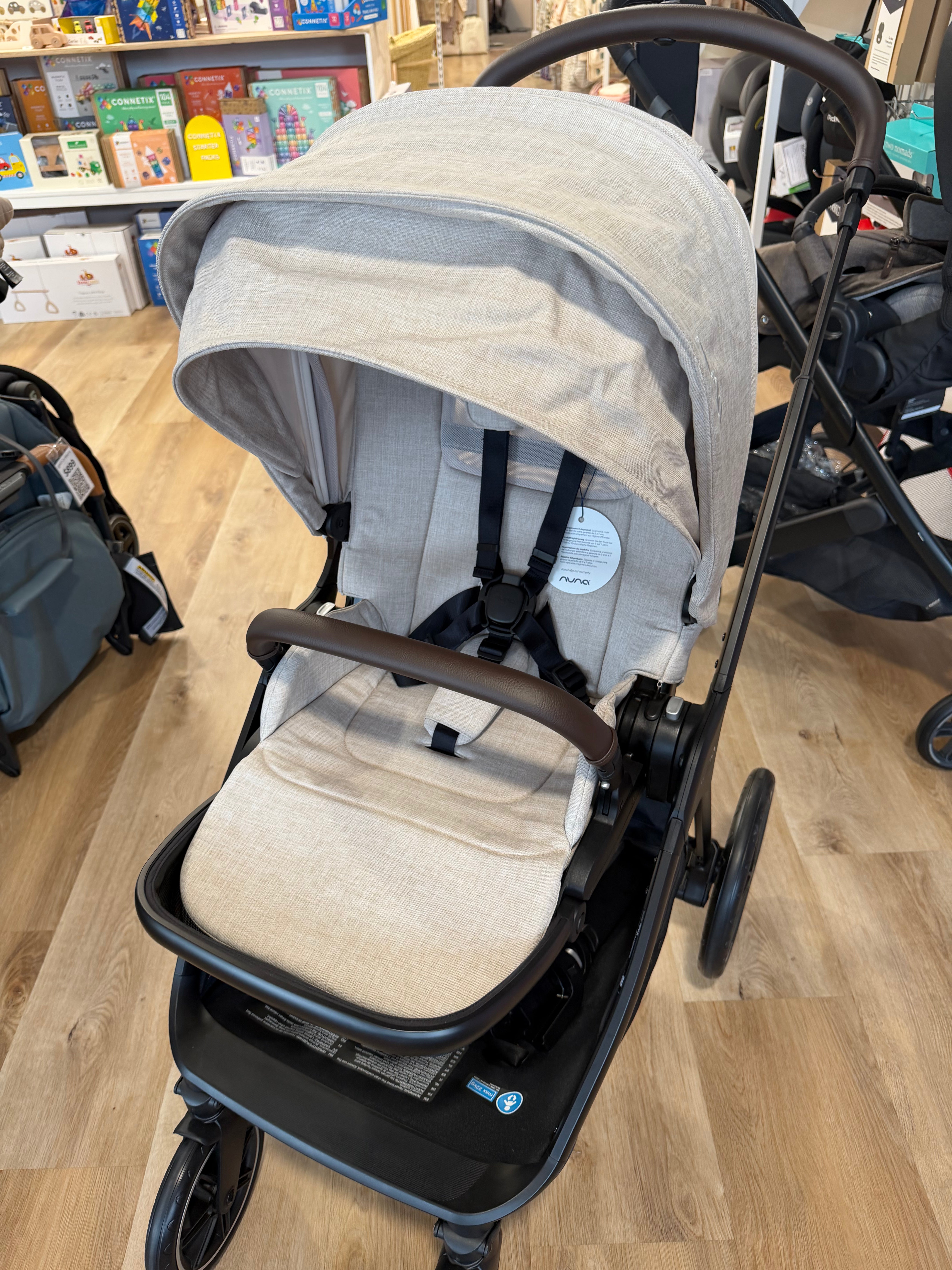 nuna triv lx biscotti