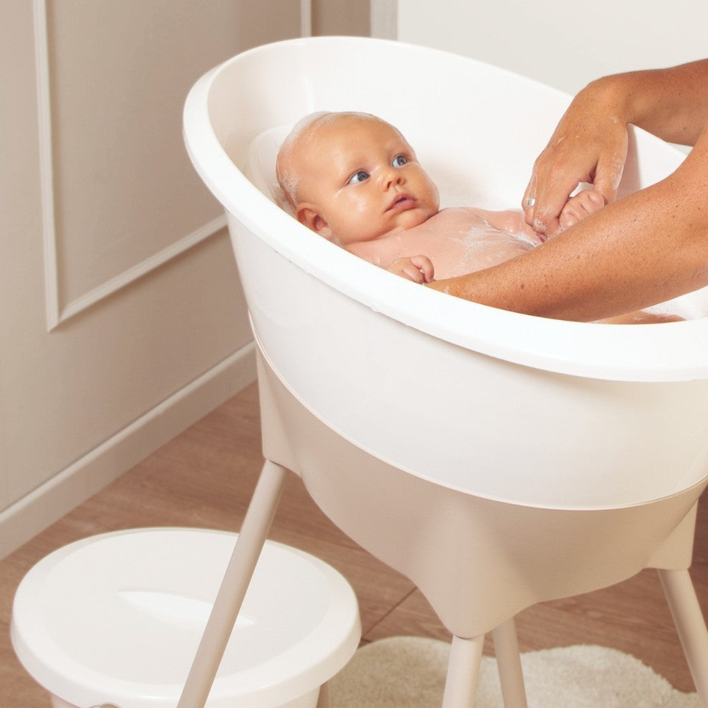 Luma Baby Bath in White, in use