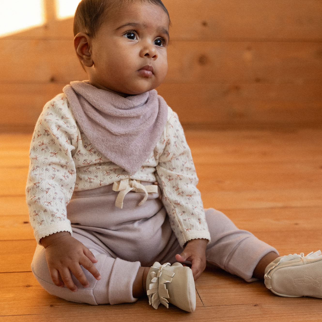 nature baby terry triangle bib lilac