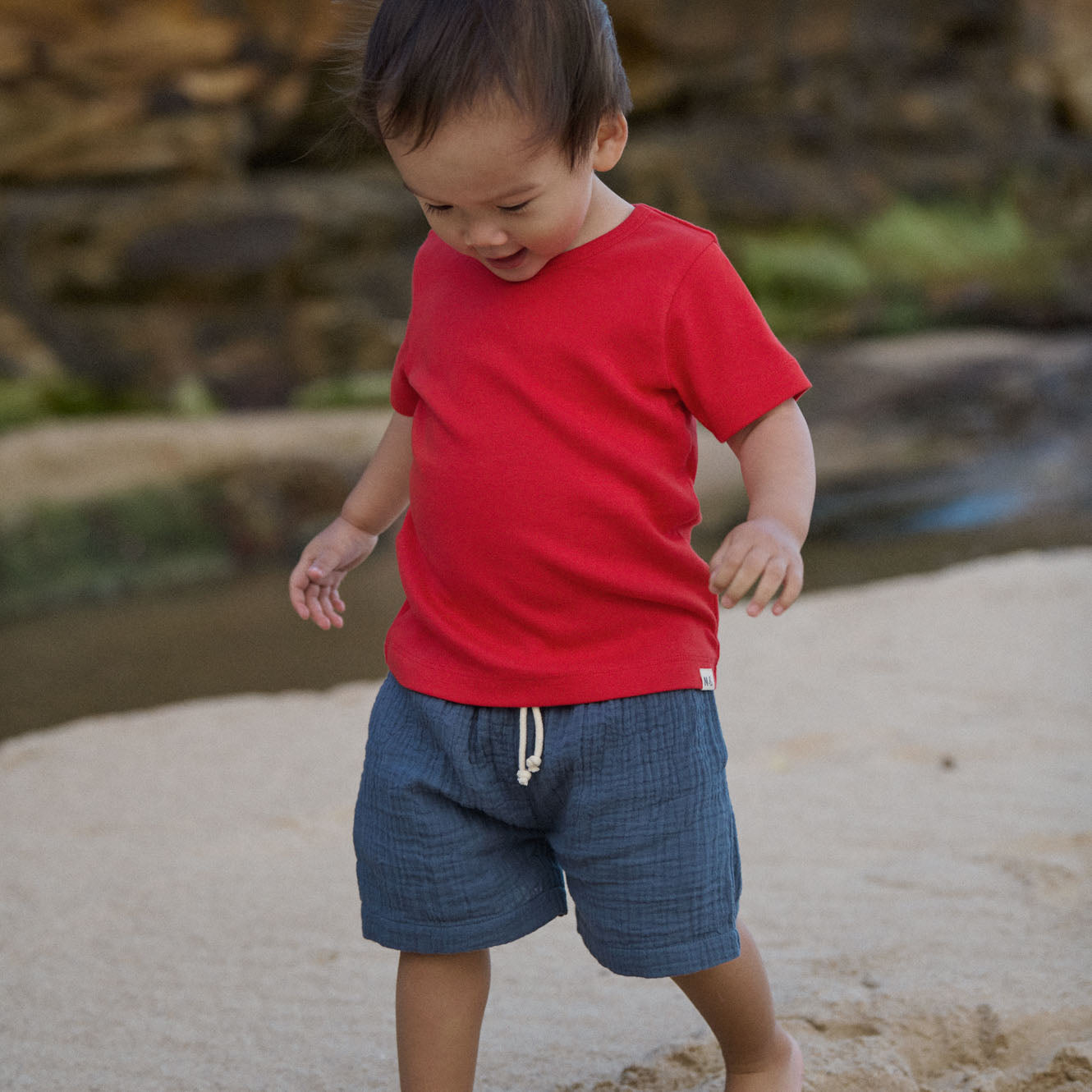 Nature Baby River Tee in Red organic cotton