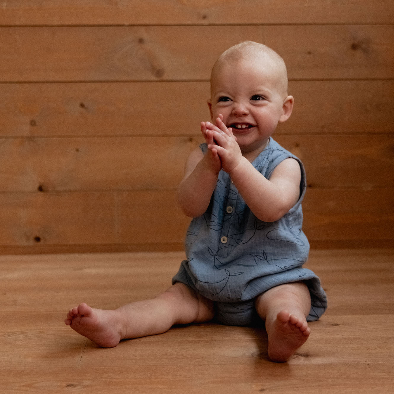 Nature baby blue whale cedar muslin suit