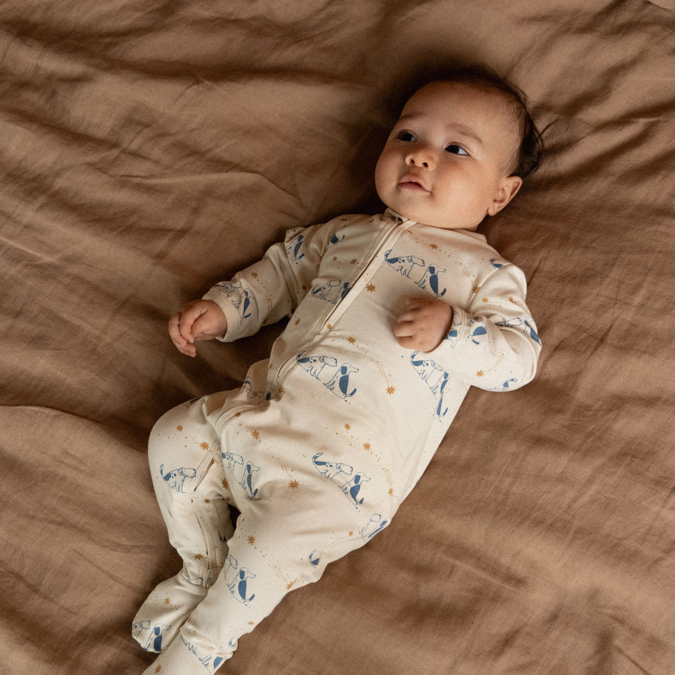 nature babys dreamlands suit in dog dream print