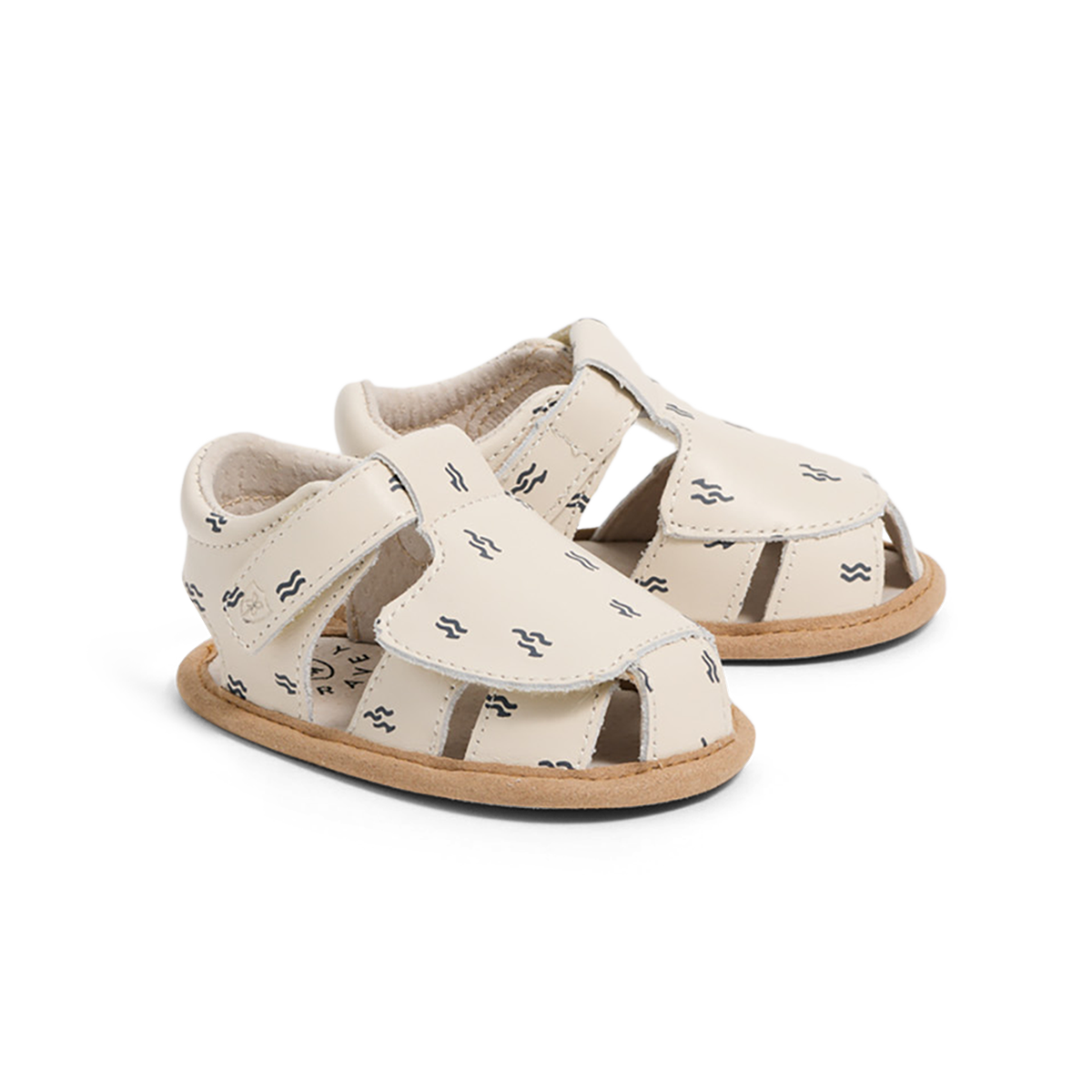 Pretty brave leather sandal waves