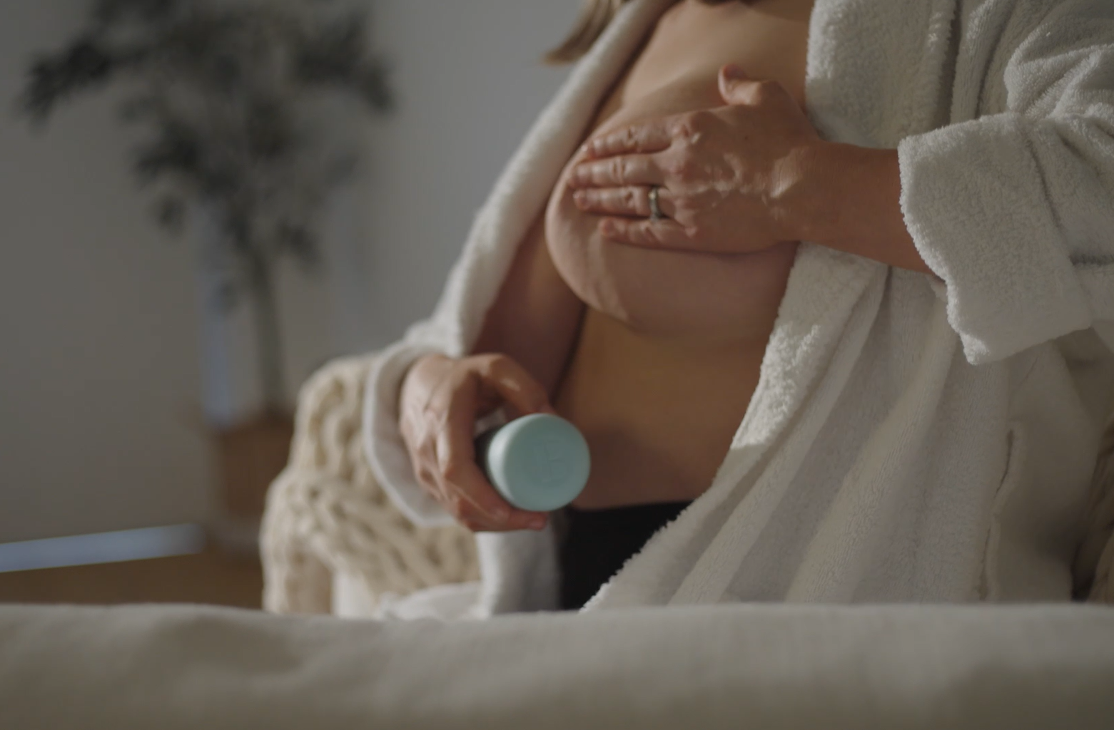 breastfeeding buddy silicone support aid