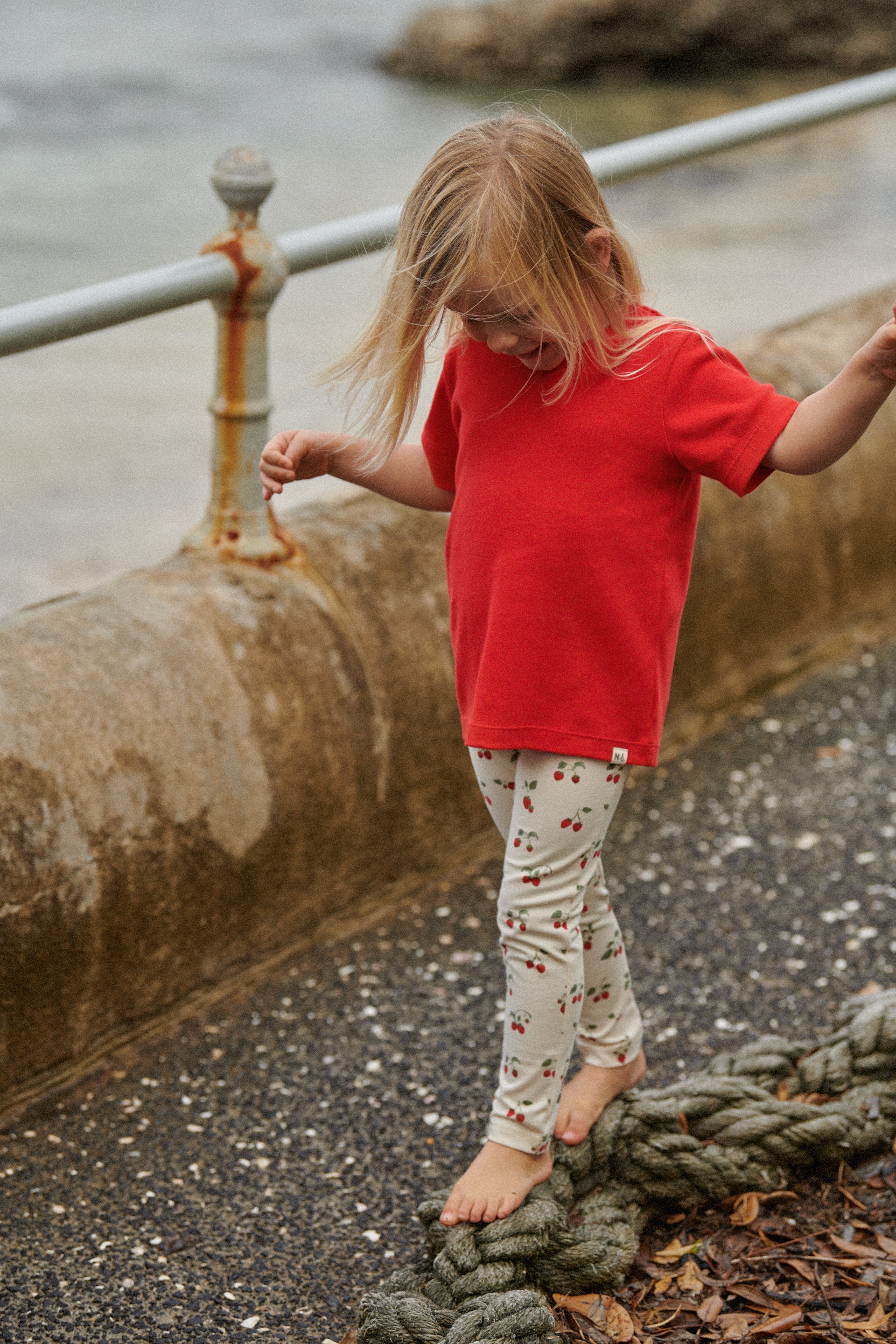 nature baby strawberry leggings