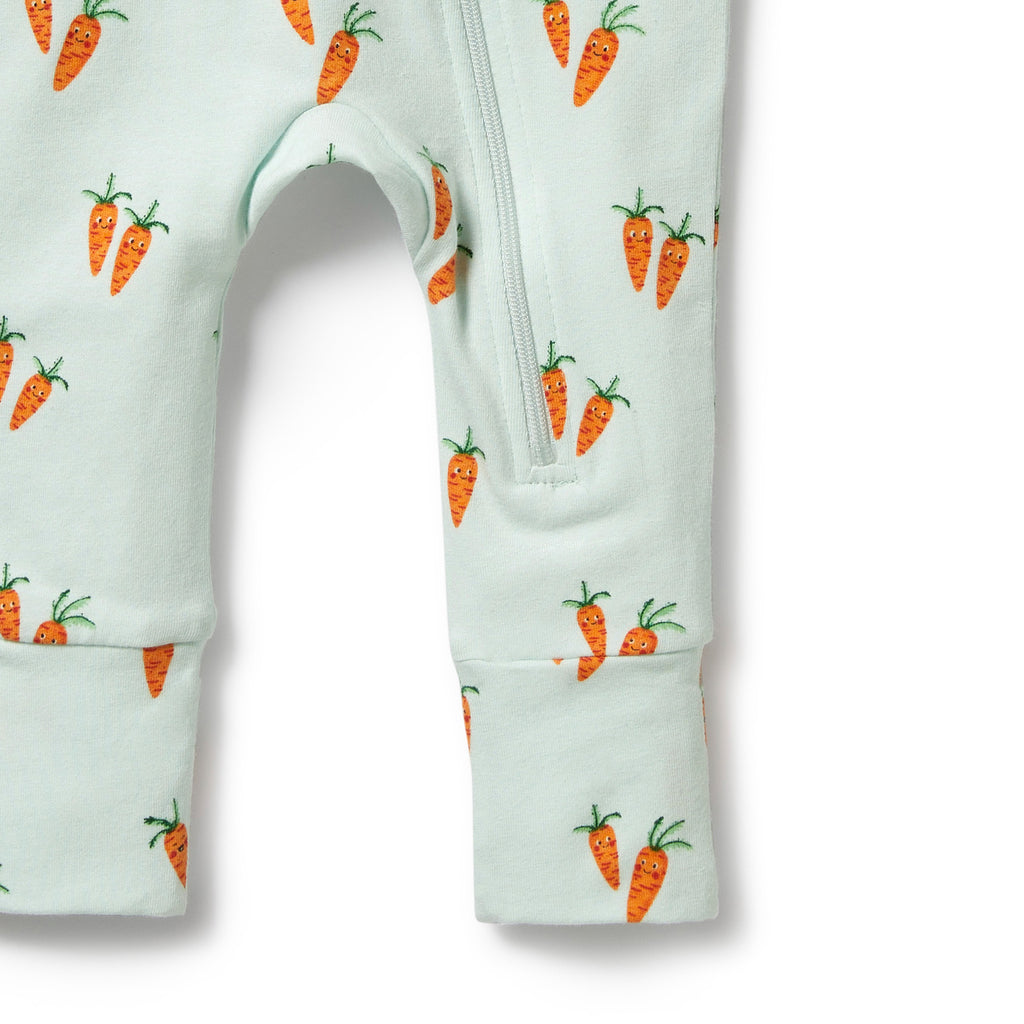 Wilson and Frenchy Cute carrots Zipsuit