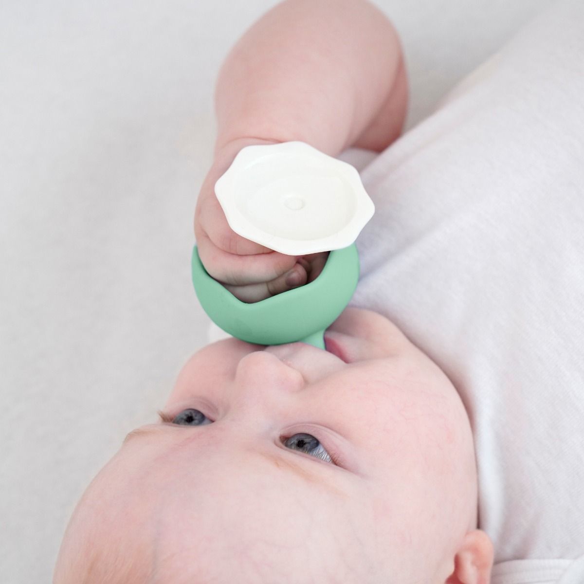 Mombella Mushroom teether