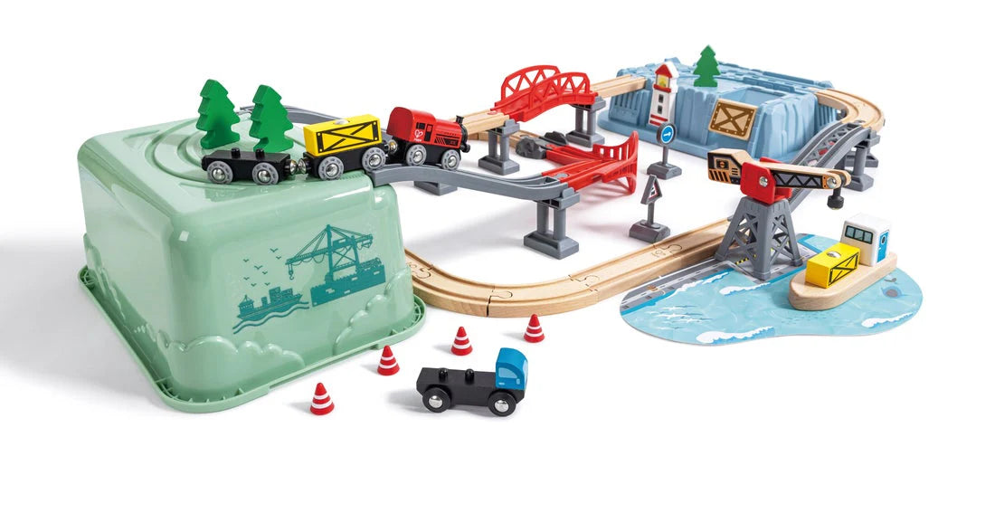 Hape Harbour Bucket Builder Set