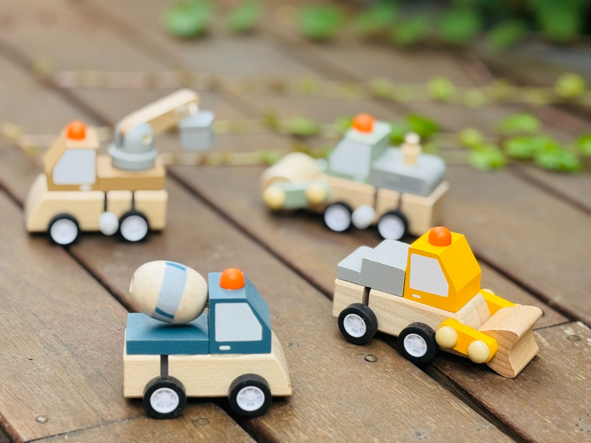 ToysLink Wooden Wind-up Construction Truck
