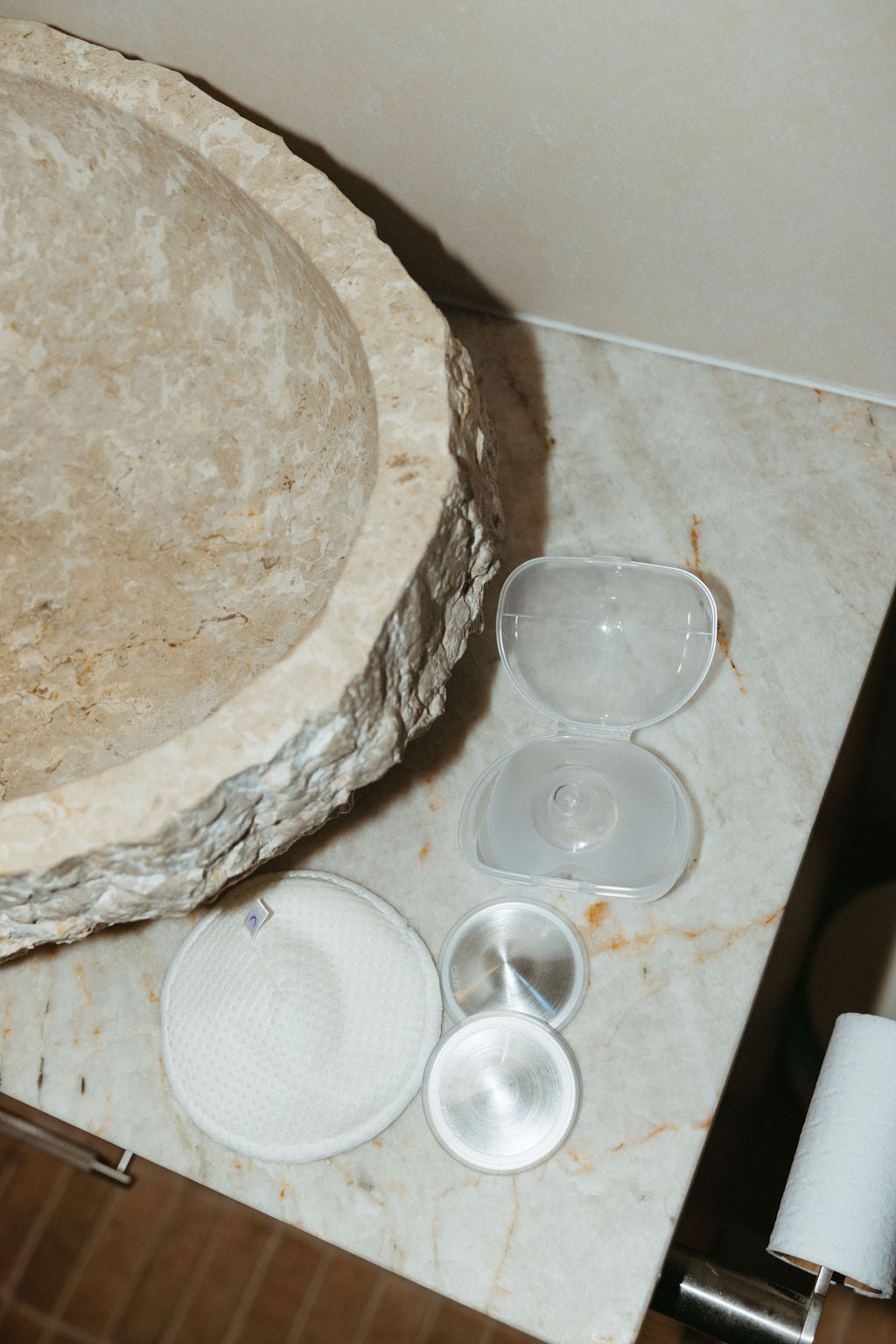 Carry reusable breast pads