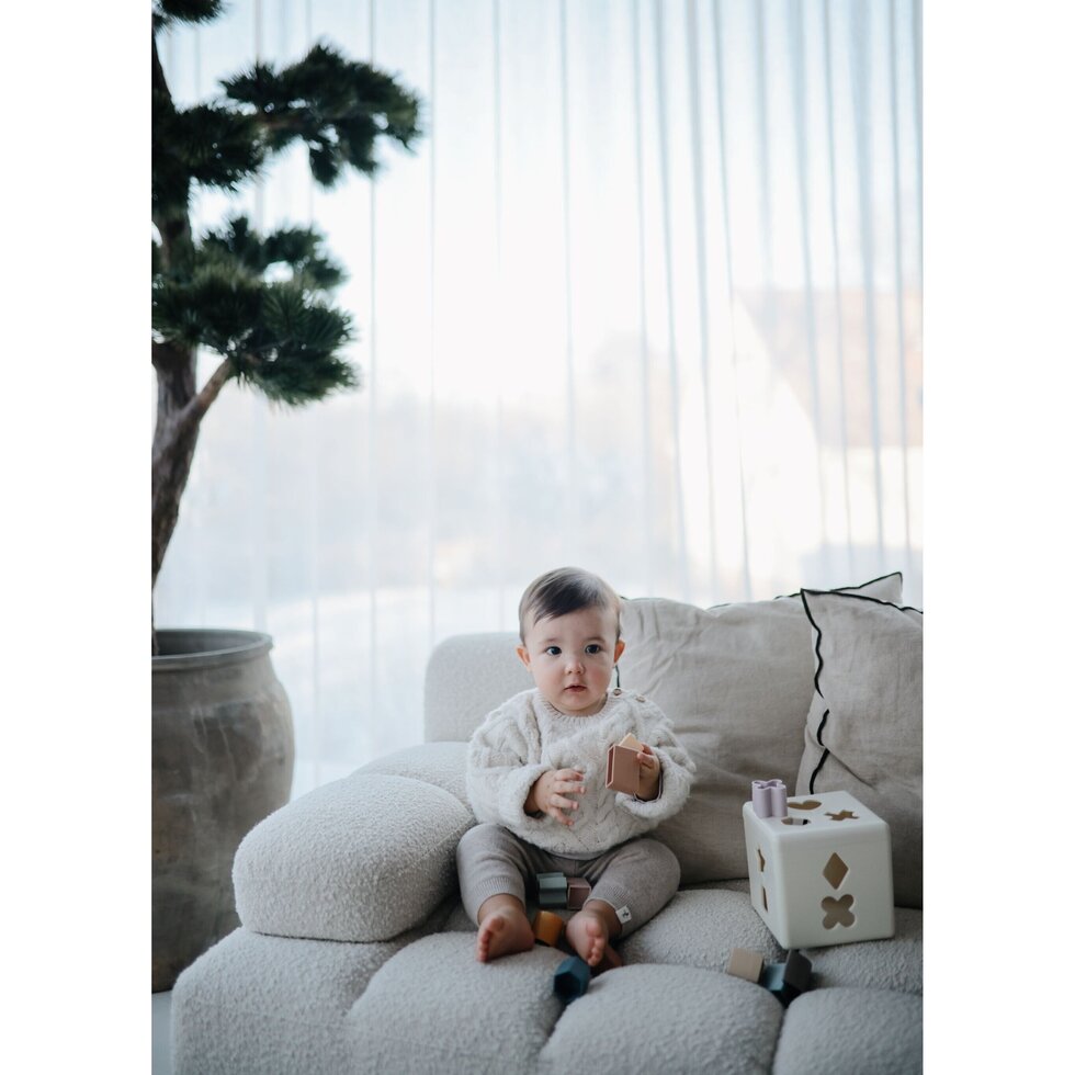 Mushie Shape Sorting Box