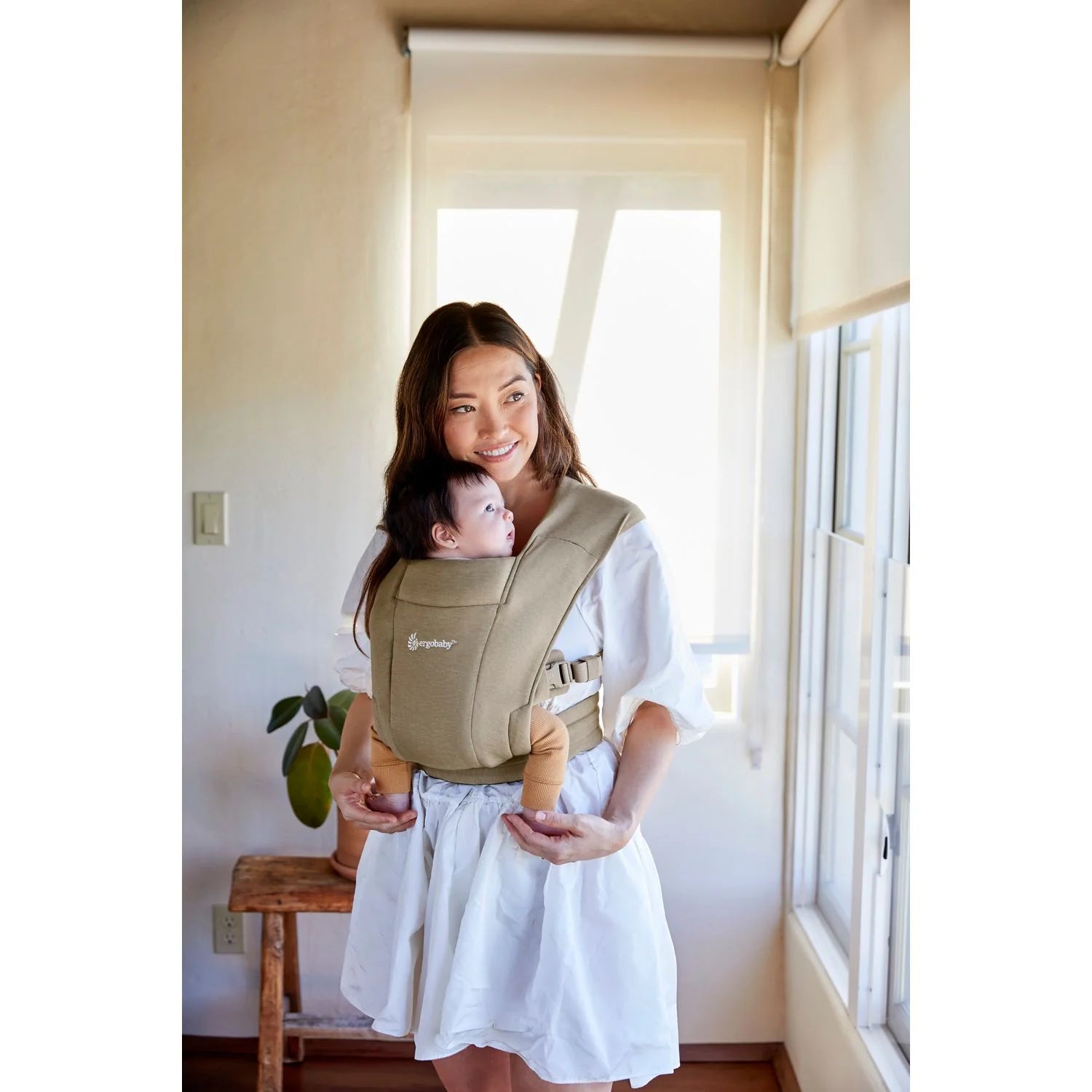 ergobaby embrace carrier