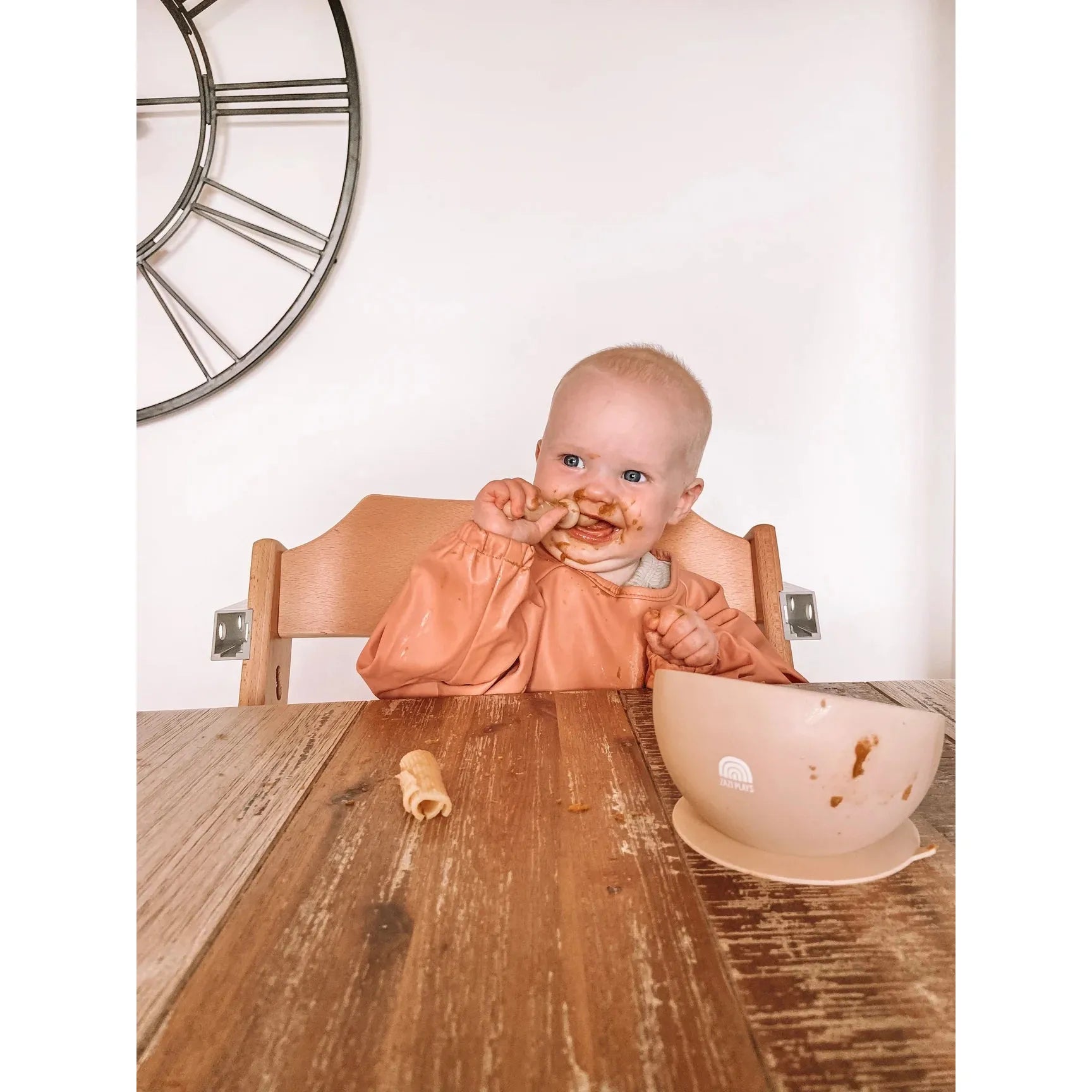 Zazi Sleeved Bib with Catch All